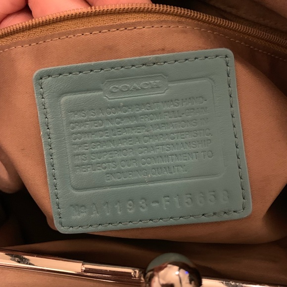 Authentic Coach purse - Picture 4 of 7